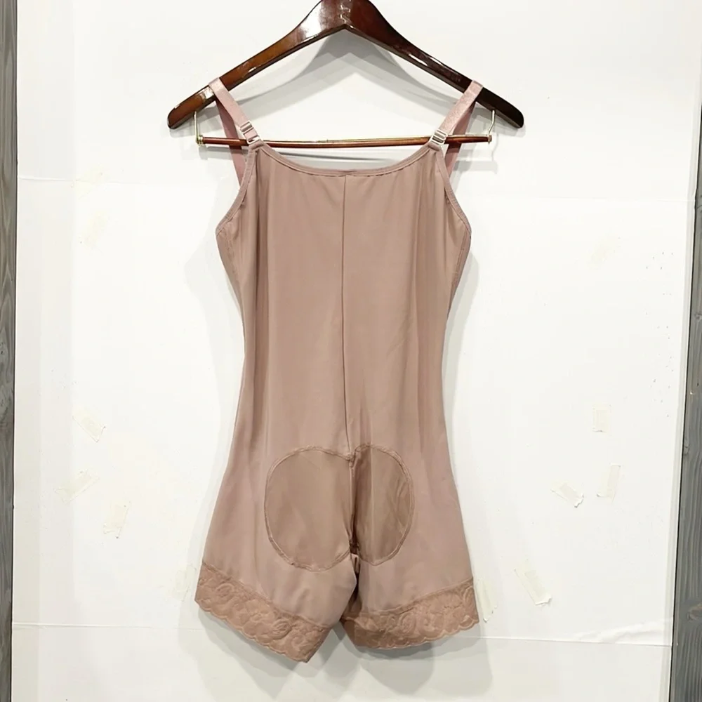 CHAMELA Shapewear Girdle Short Pants XXL Open Crotch Style 01011 Tan Women - Picture 3 of 7